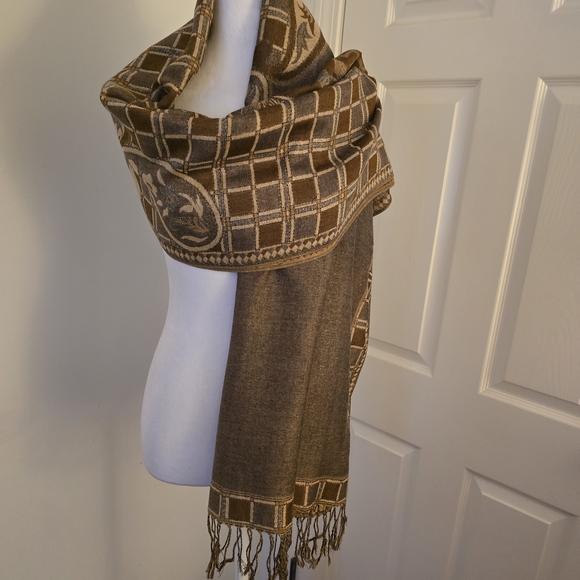 Accessory Street Gold Metallic/Brown Elegant Floral Check Long Scarf - Picture 3 of 12